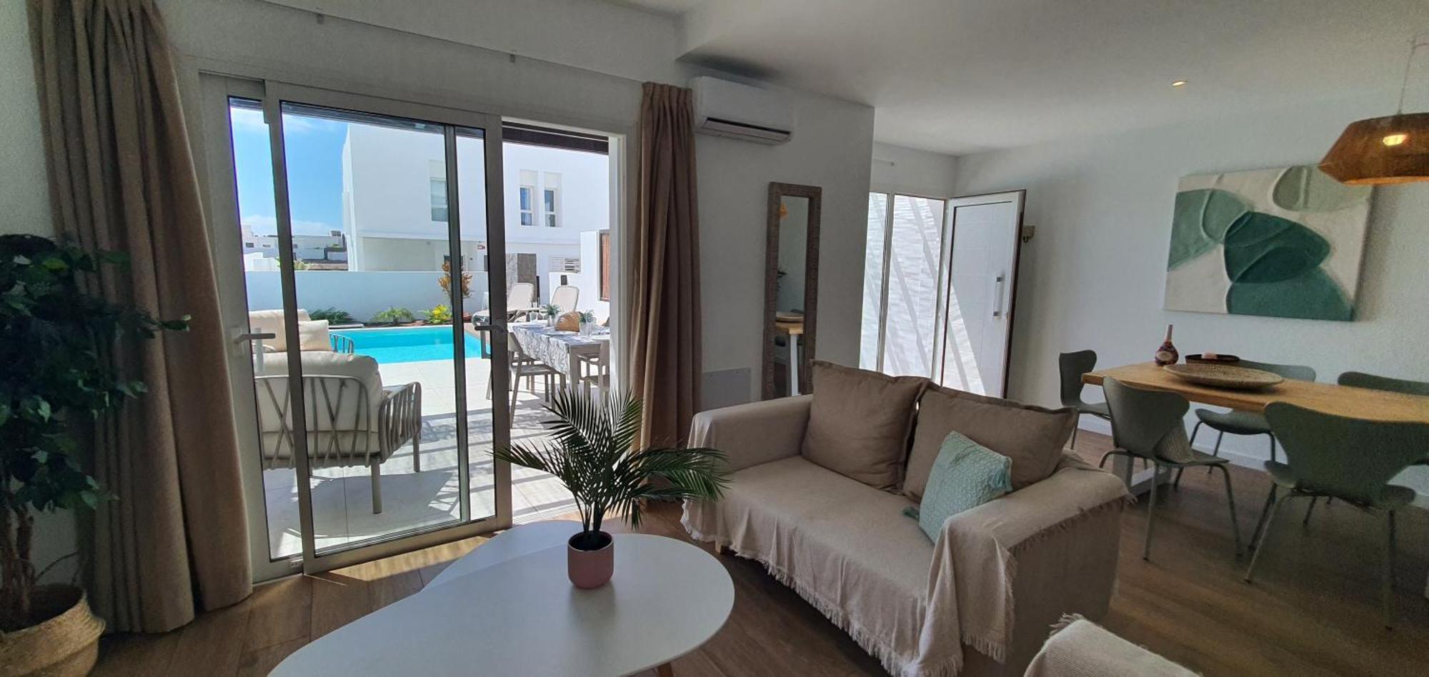 Serena Holiday Homes By Livvo Playa Blanca  Exterior photo